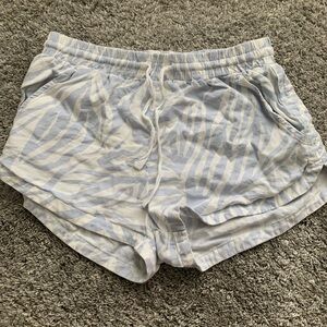 Billabong Zebra shorts size S